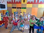 	Hrdá škola – Ztřeštěný den módy	