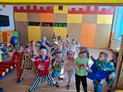 	Hrdá škola – Ztřeštěný den módy	