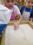 	Kuchařský den – pečeme rohlíky, housky a chléb	