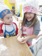 	Kuchařský den – pečeme rohlíky, housky a chléb	