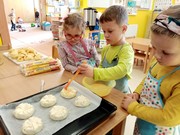 	Kuchařský den - pečeme štrůdly	