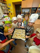 	Kuchařský den - pečeme svatomartinské rohlíky	