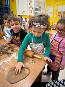 	kuchařský den - pečeme ve školce vánoční cukroví	