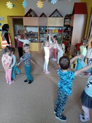 	Malá technická univerzita – 1.lekce „Stavitel města“	