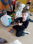 	Malá technická univerzita – 1.lekce „Stavitel města“	