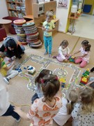 	Malá technická univerzita – 1.lekce „Stavitel města“	