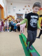 	Malá technická univerzita - 4.lekce „Stavitel mostů“	