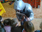 Divadlo koloběžka O poruchaném robotovi